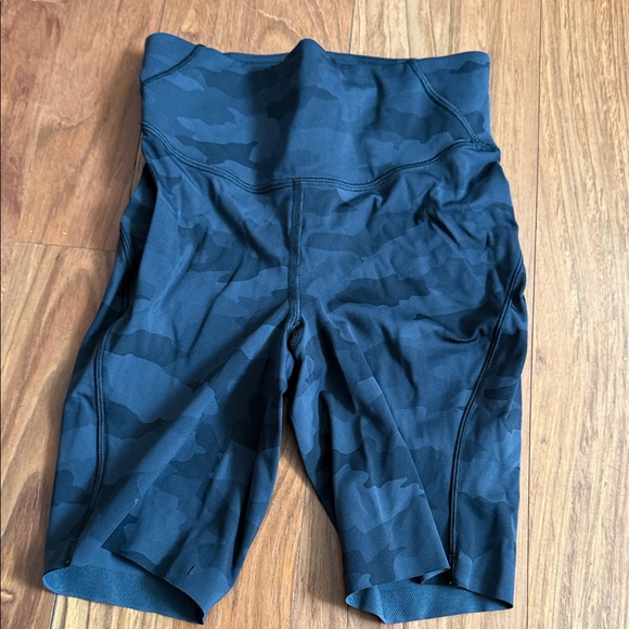lululemon athletica Pants - Lululemon Athletica base pace high-rise short 8 inch